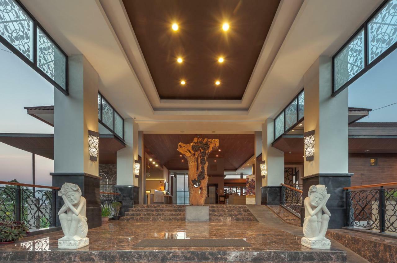 Nava Hotel Tawangmangu Exterior photo
